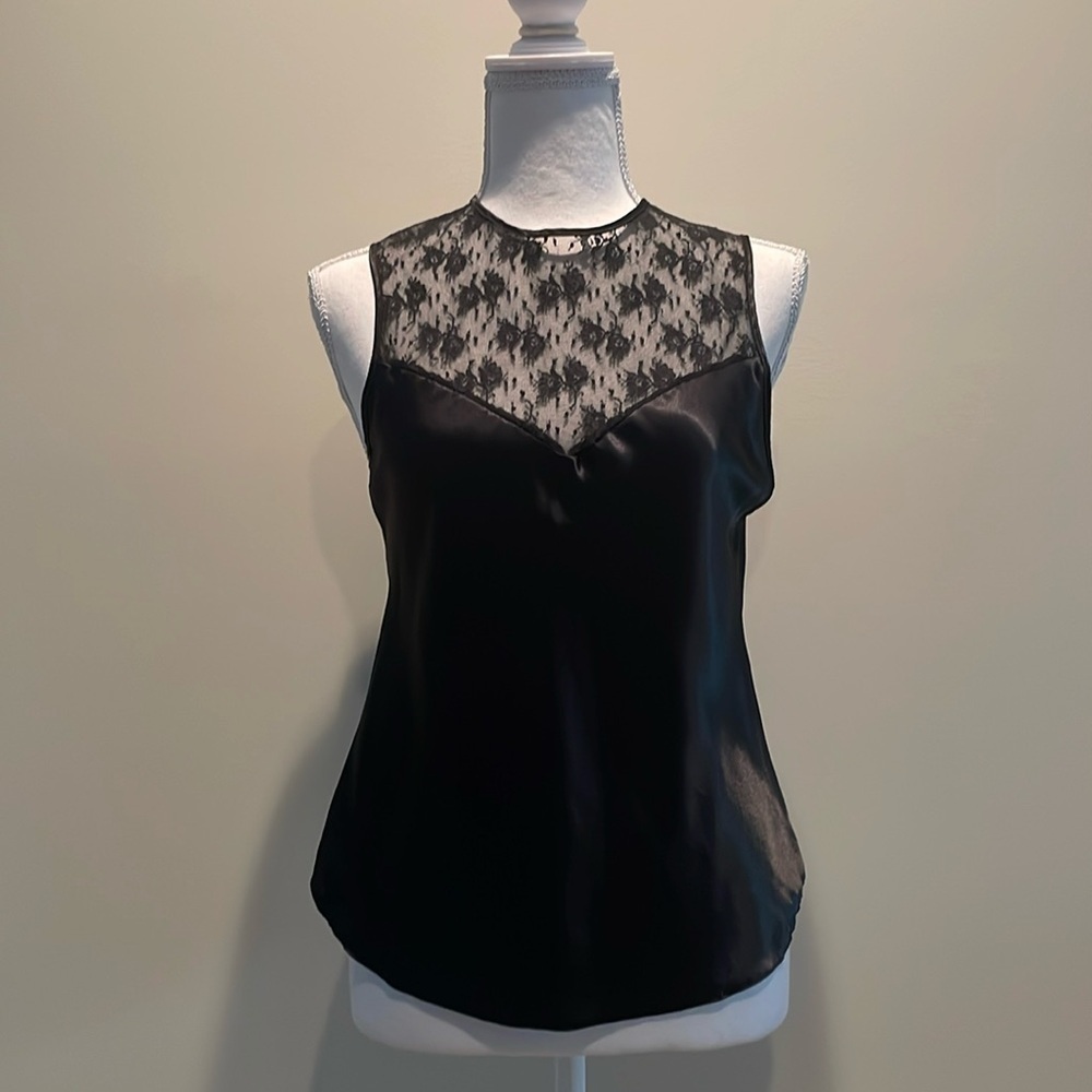Indulgence Black Lace & Silky Top. EUC
